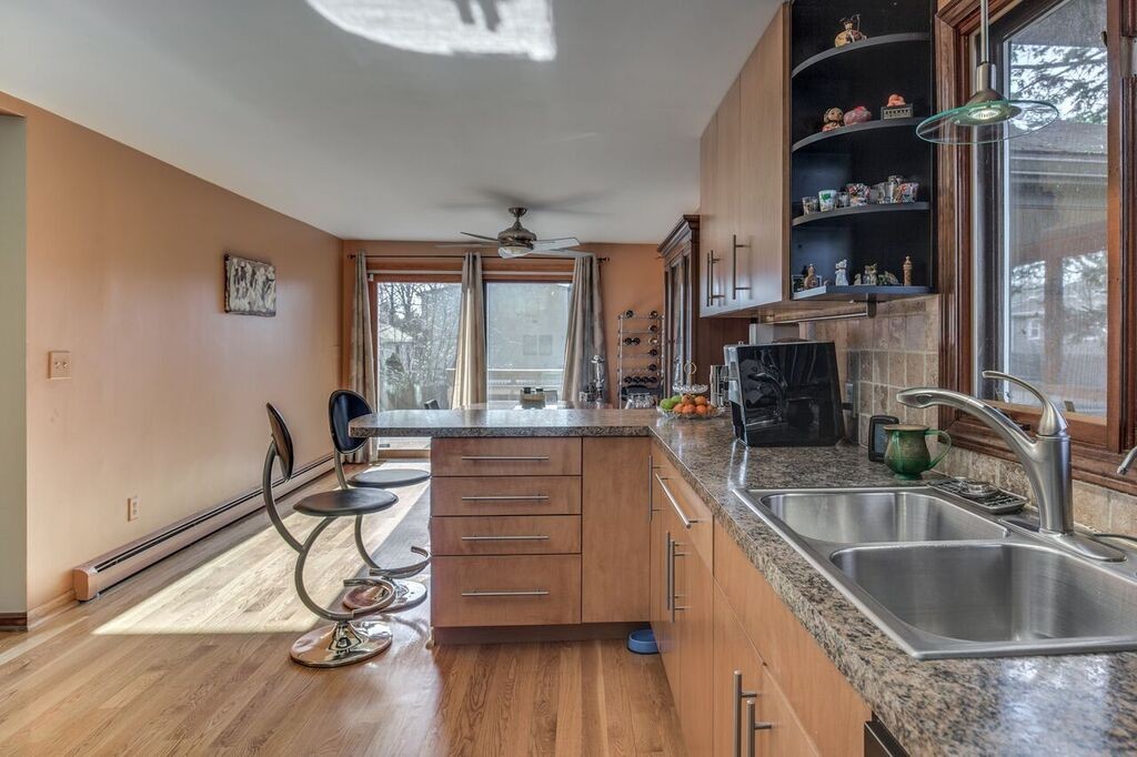 65 Hastings Road Dedham, MA 02026 - Photo 15 of 27 Gallery Image 15