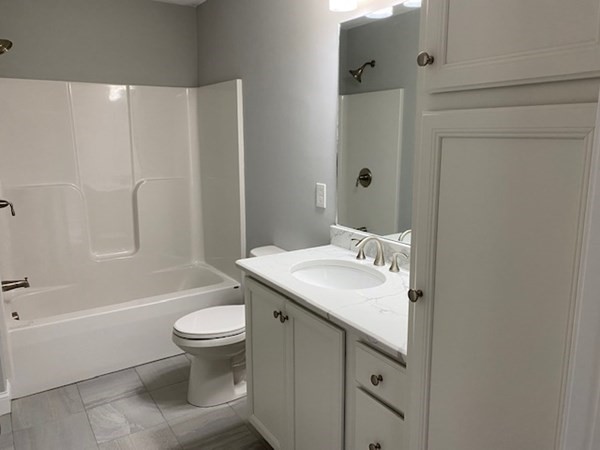 13 Sheridan Street Billerica, MA 01821 - Photo 11 of 15 Gallery Image 11