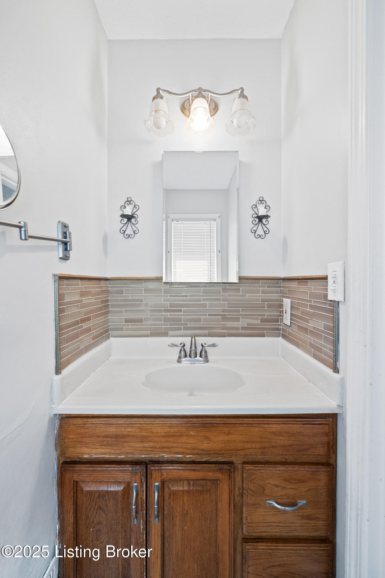 8296 Terry Road Louisville, KY 40258 - Photo 22 of 34 027