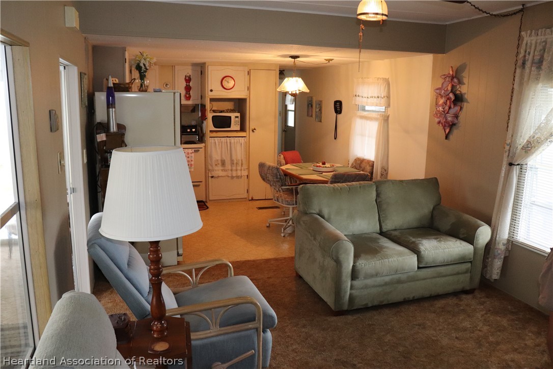 30398 Tiger Tail Road Sebring, FL 33870 - Photo 4 of 19 Gallery Image 4