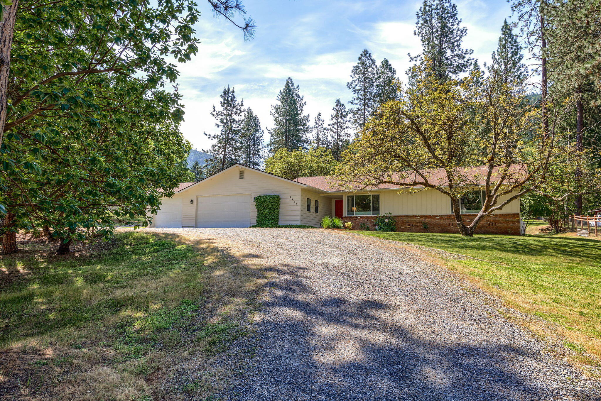1455 Summit Loop Grants Pass, OR 97527 - Photo 39 of 53 ApxSL (11)