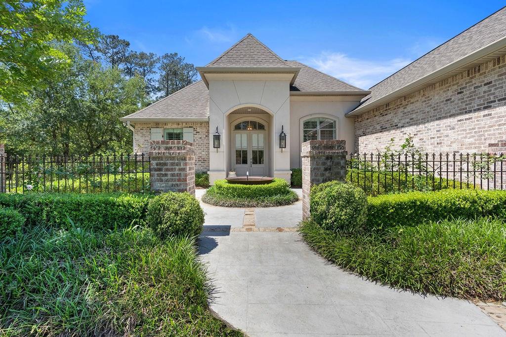 245 Perrilloux Road Madisonville, LA 70447 - Photo 1 of 25 Gallery Image 1