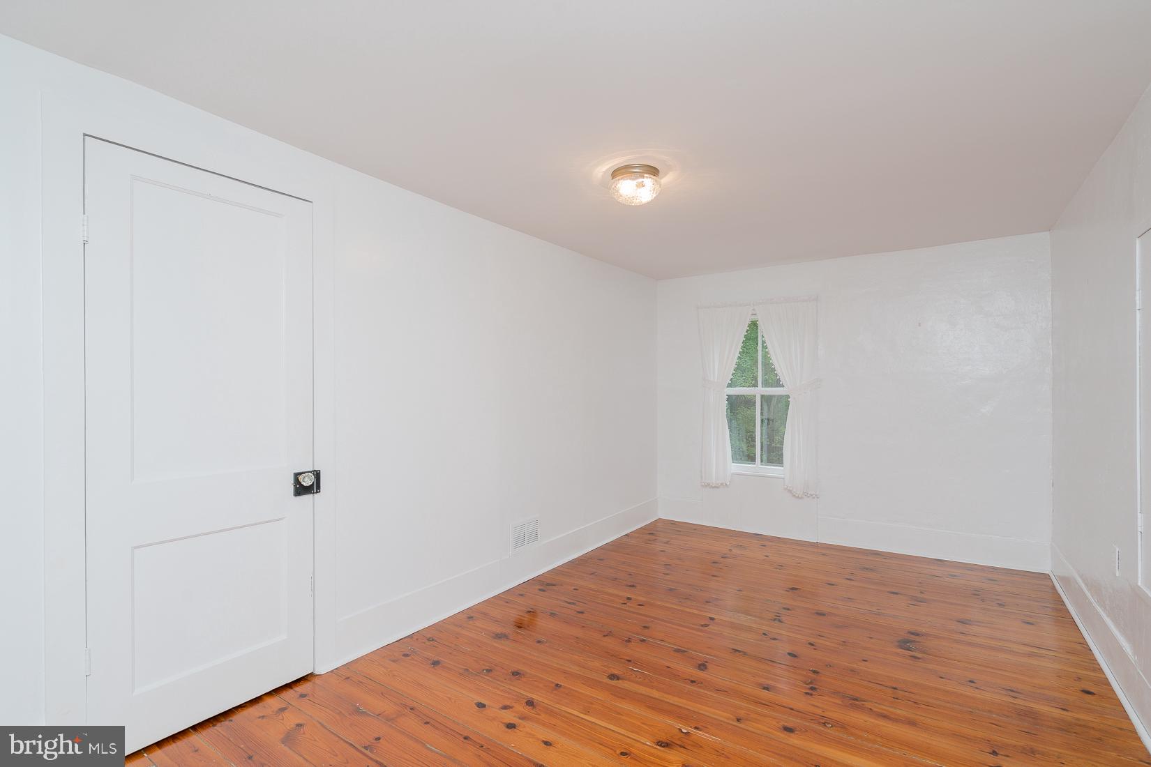 242 Shelton Shop Road Stafford, VA 22554 - Photo 34 of 53 Those floors!!