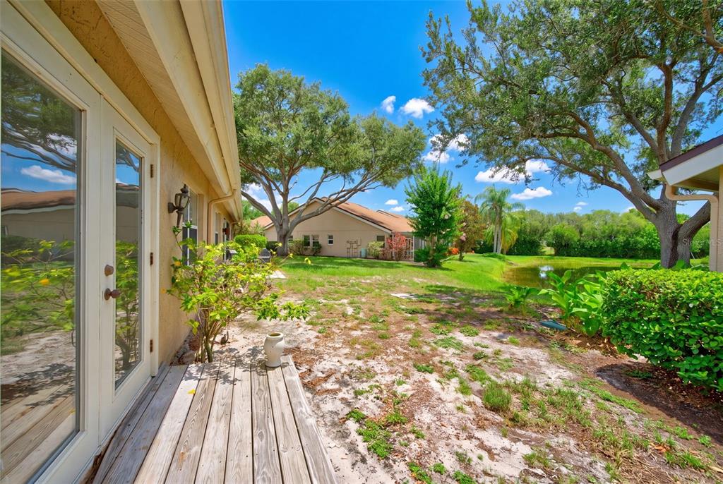 5626 Monte Rosso Road Sarasota, FL 34243 - Photo 19 of 69