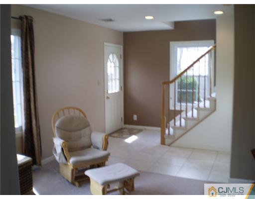 12 Rainford Road Edison, NJ 08820 - Photo 8 of 23 Gallery Image 8