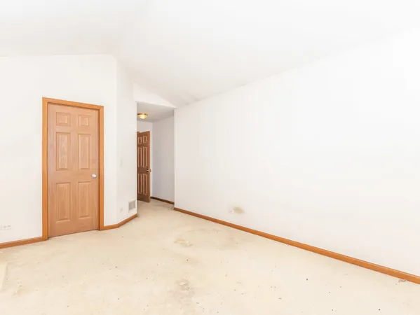 $227,500 | 32455 Allegheny Way, Lakemoor, IL 60051