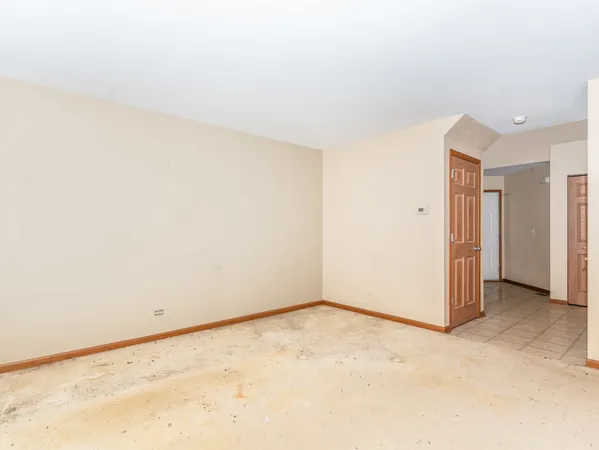 $227,500 | 32455 Allegheny Way, Lakemoor, IL 60051