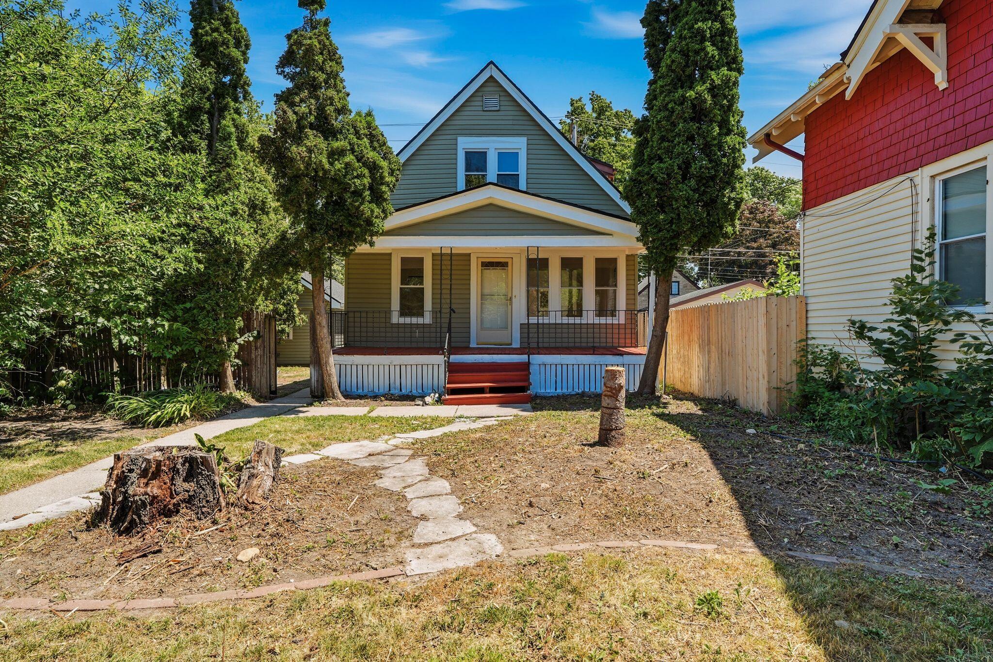 2118 South 68th Street West Allis, WI 53219 - Photo 1 of 27 2118 South 68th Street, West Allis - HDR