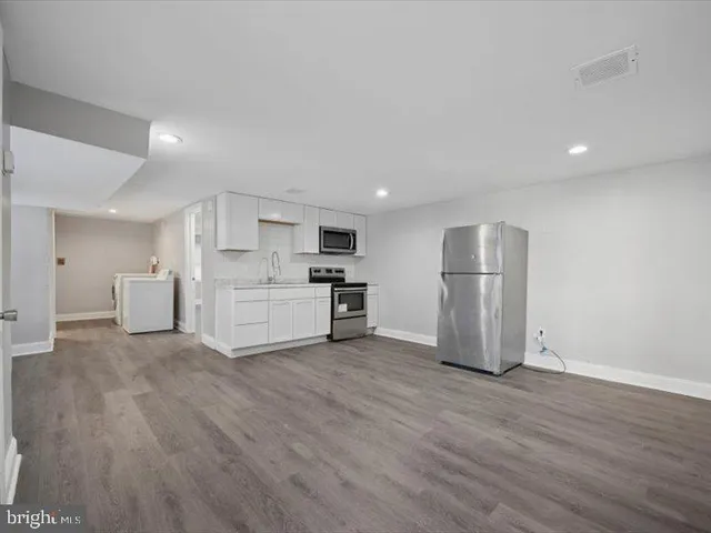 $1,500 | 1733 67th Avenue, Philadelphia, PA 19126