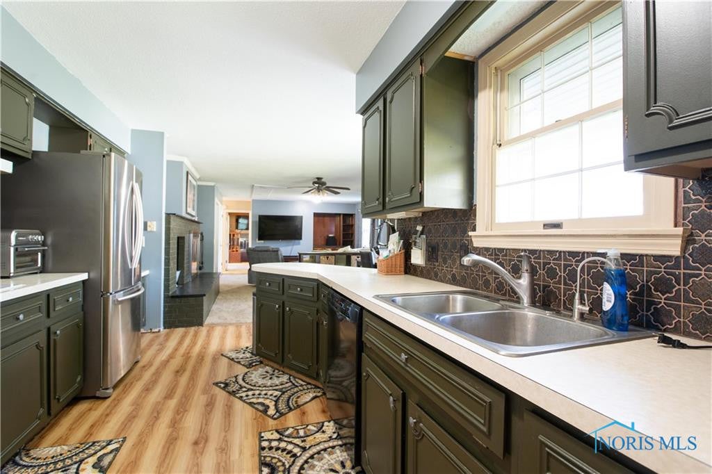 483 Canal Road Waterville, OH 43566 - Photo 11 of 47 Gallery Image 11