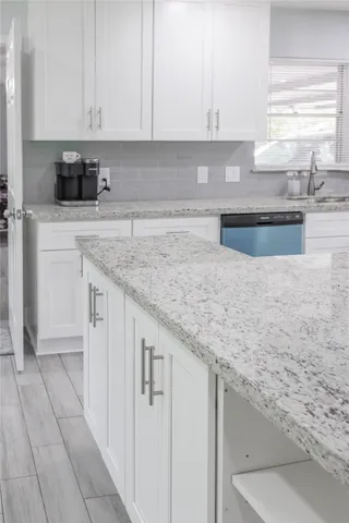 $300,000 | 1210 Wilma Lois Avenue, Pasadena, TX 77502