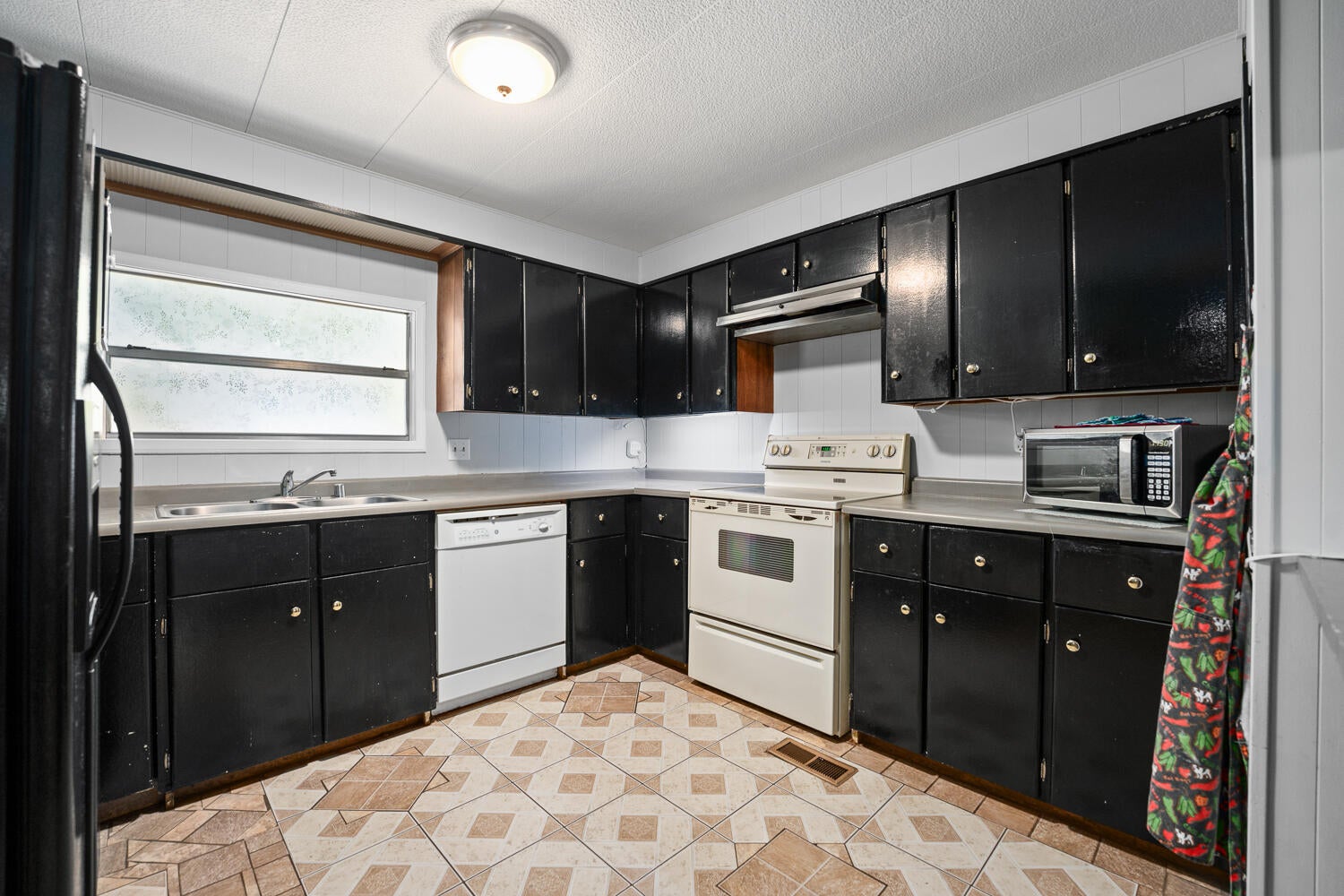 61310 Parrell Road, Unit 6 Bend, OR 97702 - Photo 10 of 26 61310ParrellRd#6-9