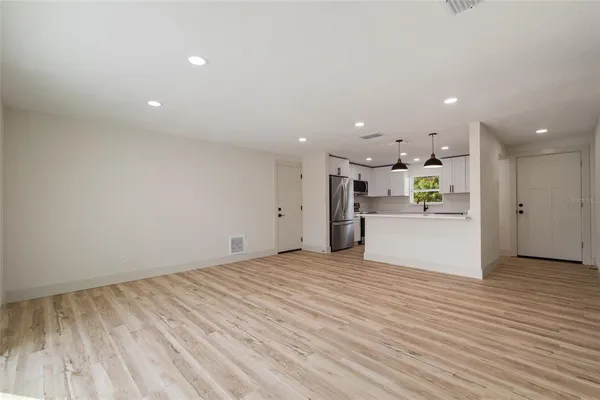 $337,000 | 156 Bosarvey Drive, Ormond Beach, FL 32176