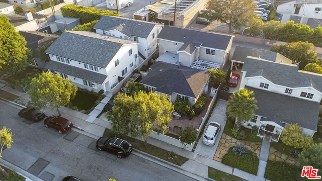 $3,900 | 4183 Commonwealth Avenue, Culver City, CA 90232
