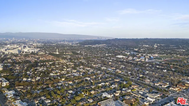 $3,900 | 4183 Commonwealth Avenue, Culver City, CA 90232