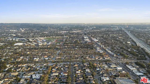 $3,900 | 4183 Commonwealth Avenue, Culver City, CA 90232