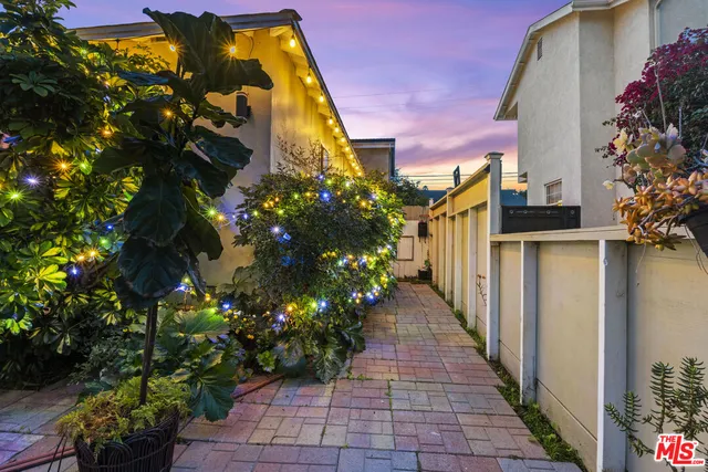 $3,900 | 4183 Commonwealth Avenue, Culver City, CA 90232