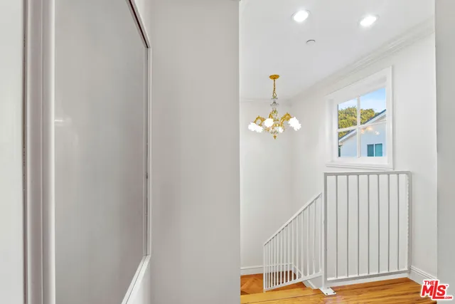 $3,900 | 4183 Commonwealth Avenue, Culver City, CA 90232