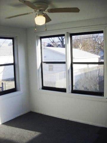649 South 5th Street Clinton, IA 52732 - Photo 5 of 9 Gallery Image 5