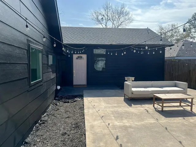 $2,650 | 1403 Newfield Lane, Unit C, Austin, TX 78703