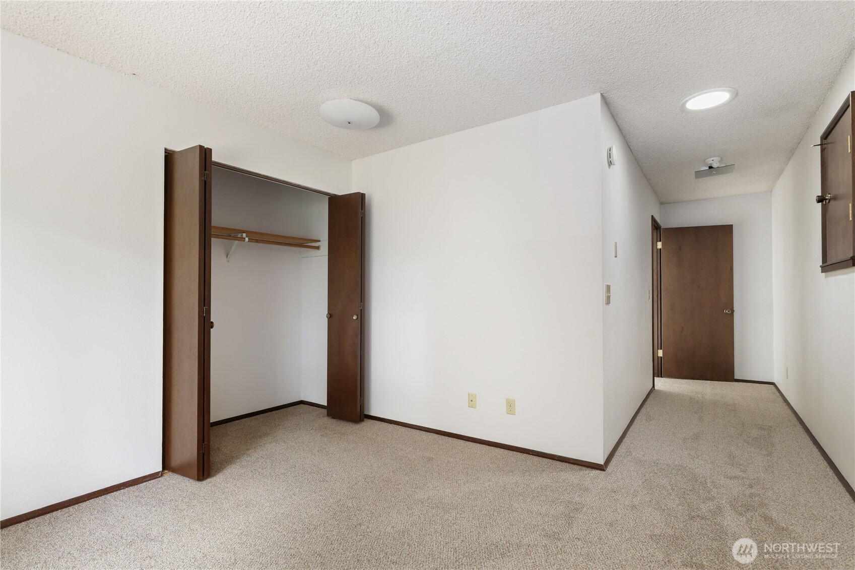 2725 Hunt Road Oak Harbor, WA 98277 - Photo 25 of 40 a view of an empty room