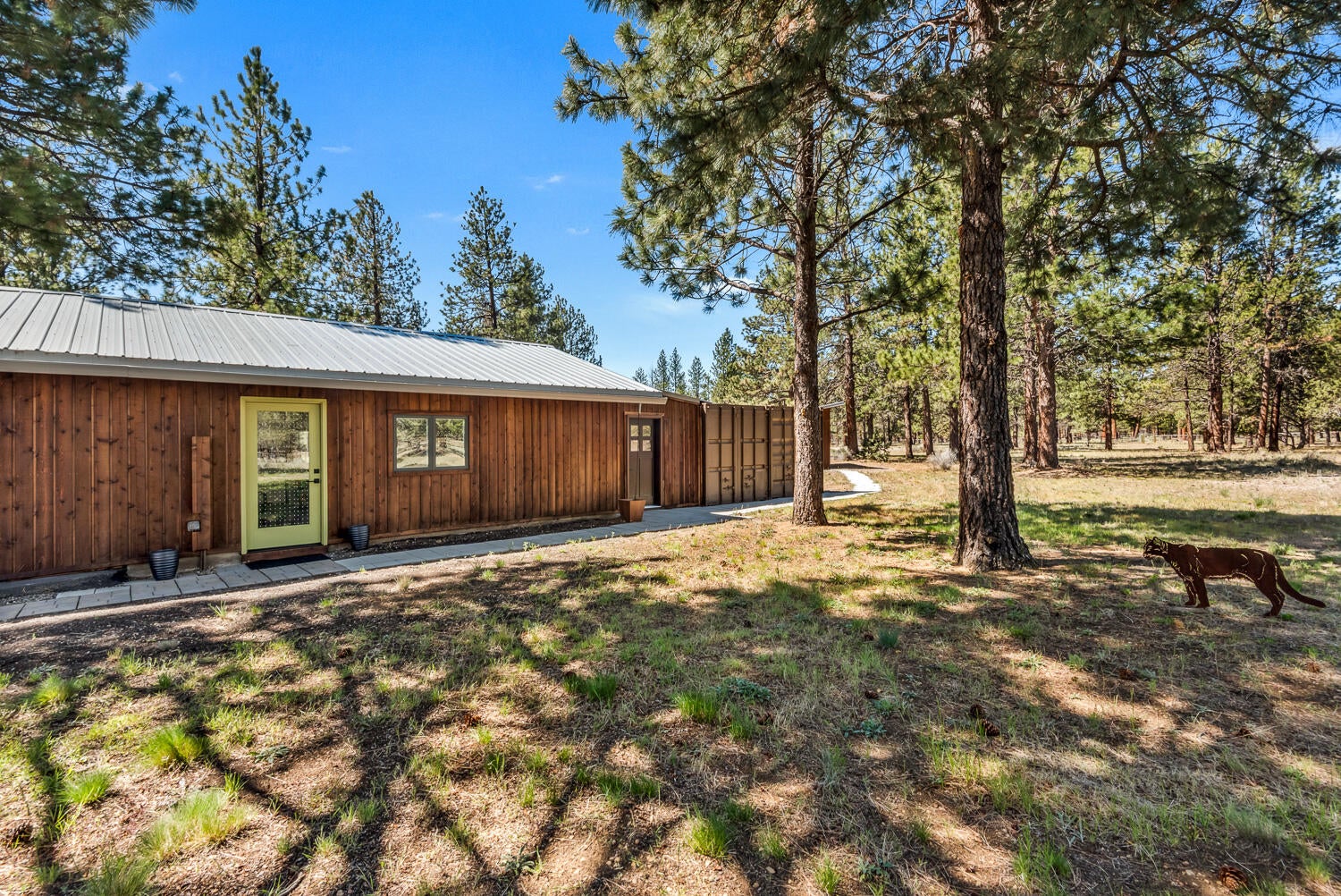 69269 Crooked Horseshoe Road Sisters, OR 97759 - Photo 26 of 43 OReilly_20250514_45_397601_72ppi