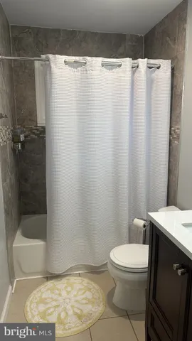 $3,200 | 41 Atlantis Avenue, Unit B, Manahawkin, NJ 08050