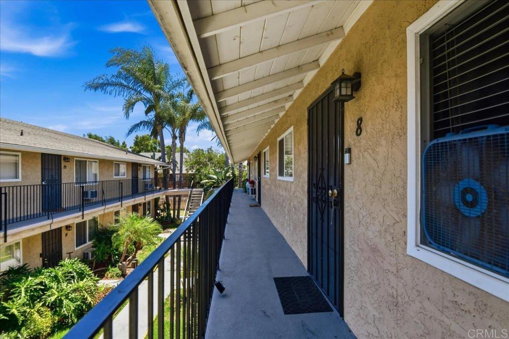 12805 Mapleview Street, Unit 8 Lakeside, CA 92040 - Photo 4 of 41