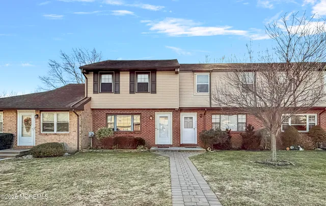 $330,000 | 1150 Rita Court, Brick, NJ 08724