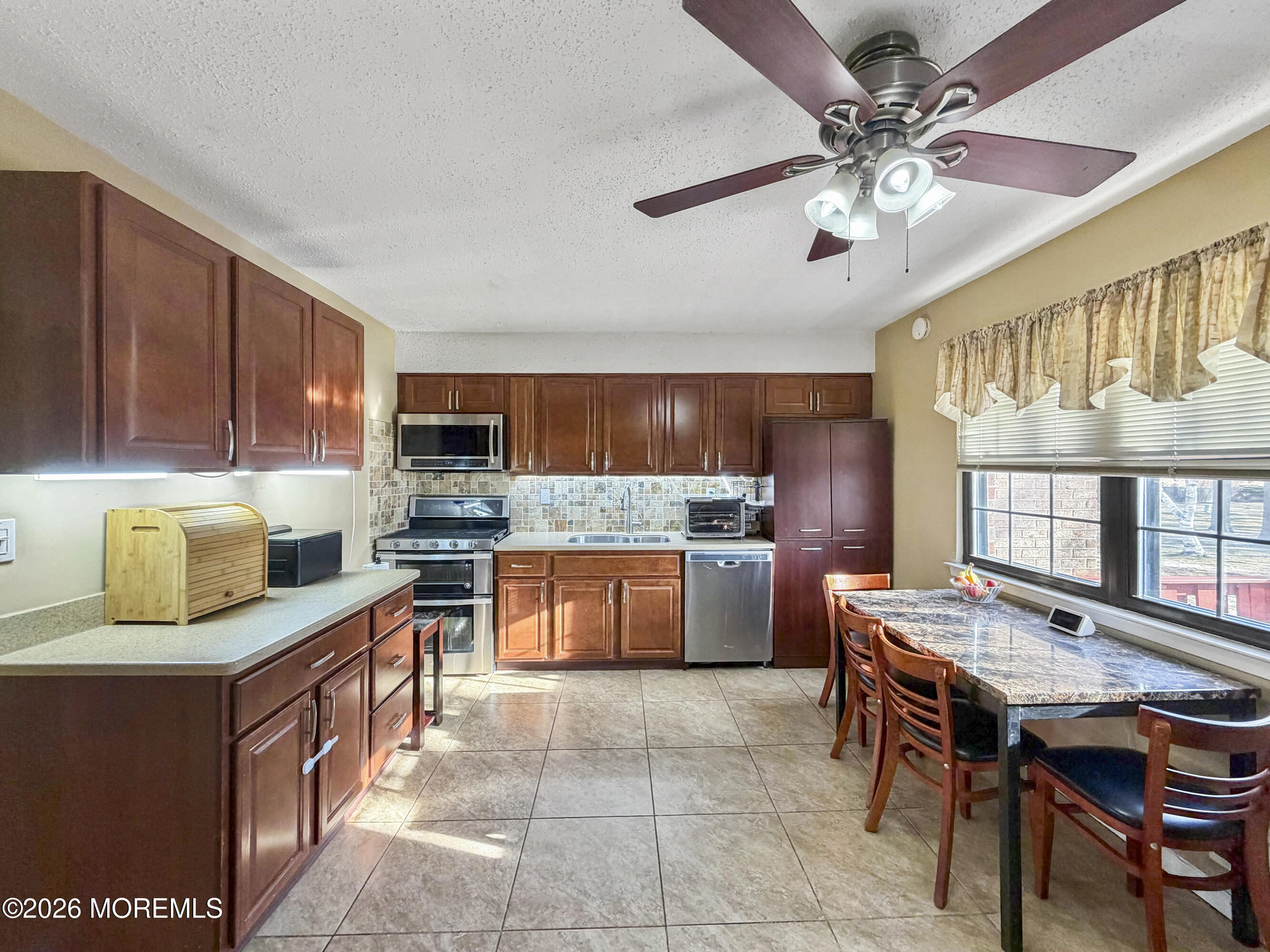 1150 Rita Court Brick, NJ 08724 - Photo 8 of 35 IMG_2029