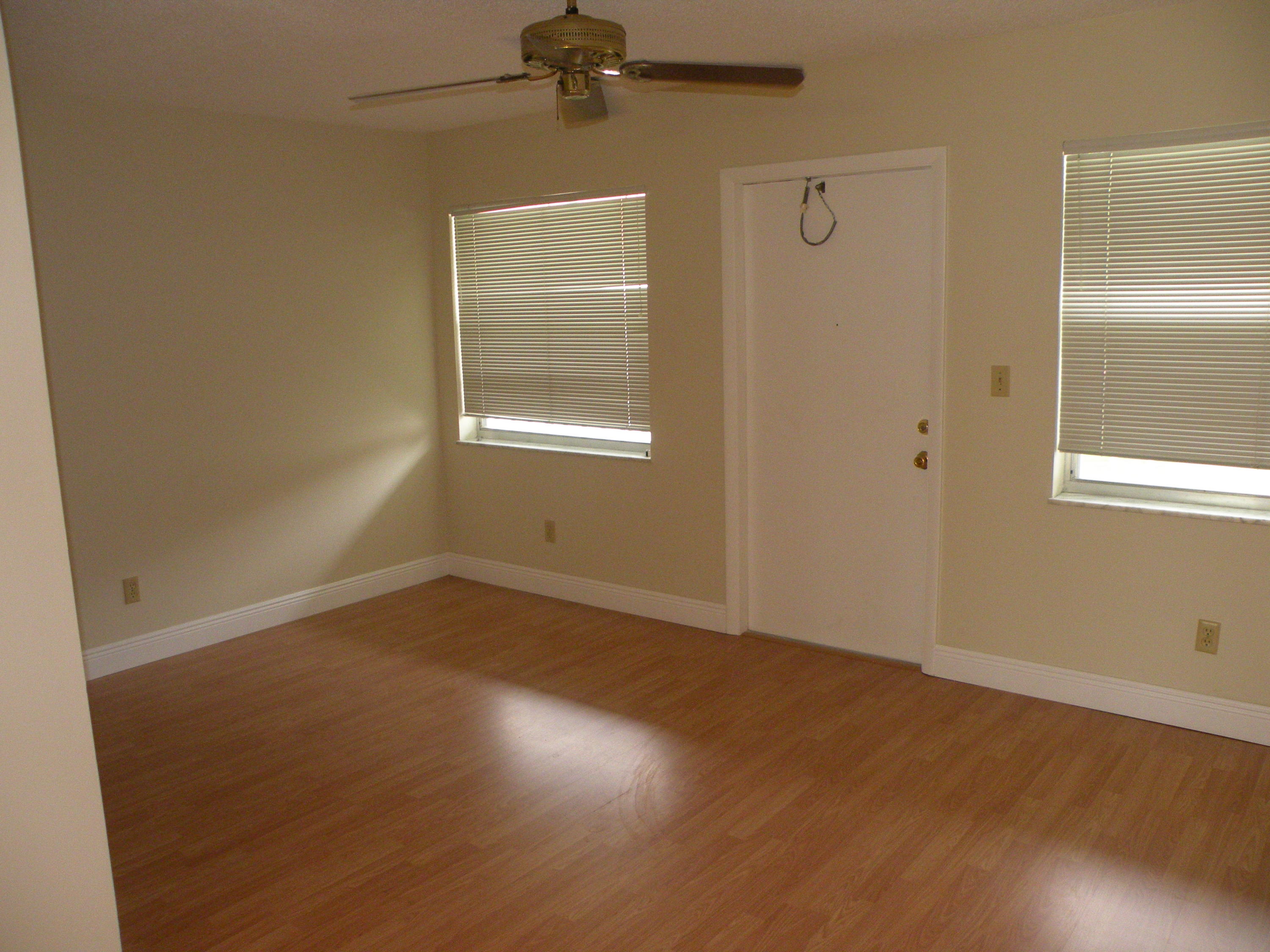 1225 Northwest 21st Street, Unit 211 Stuart, FL 34994 - Photo 3 of 14 LIVING ROOM