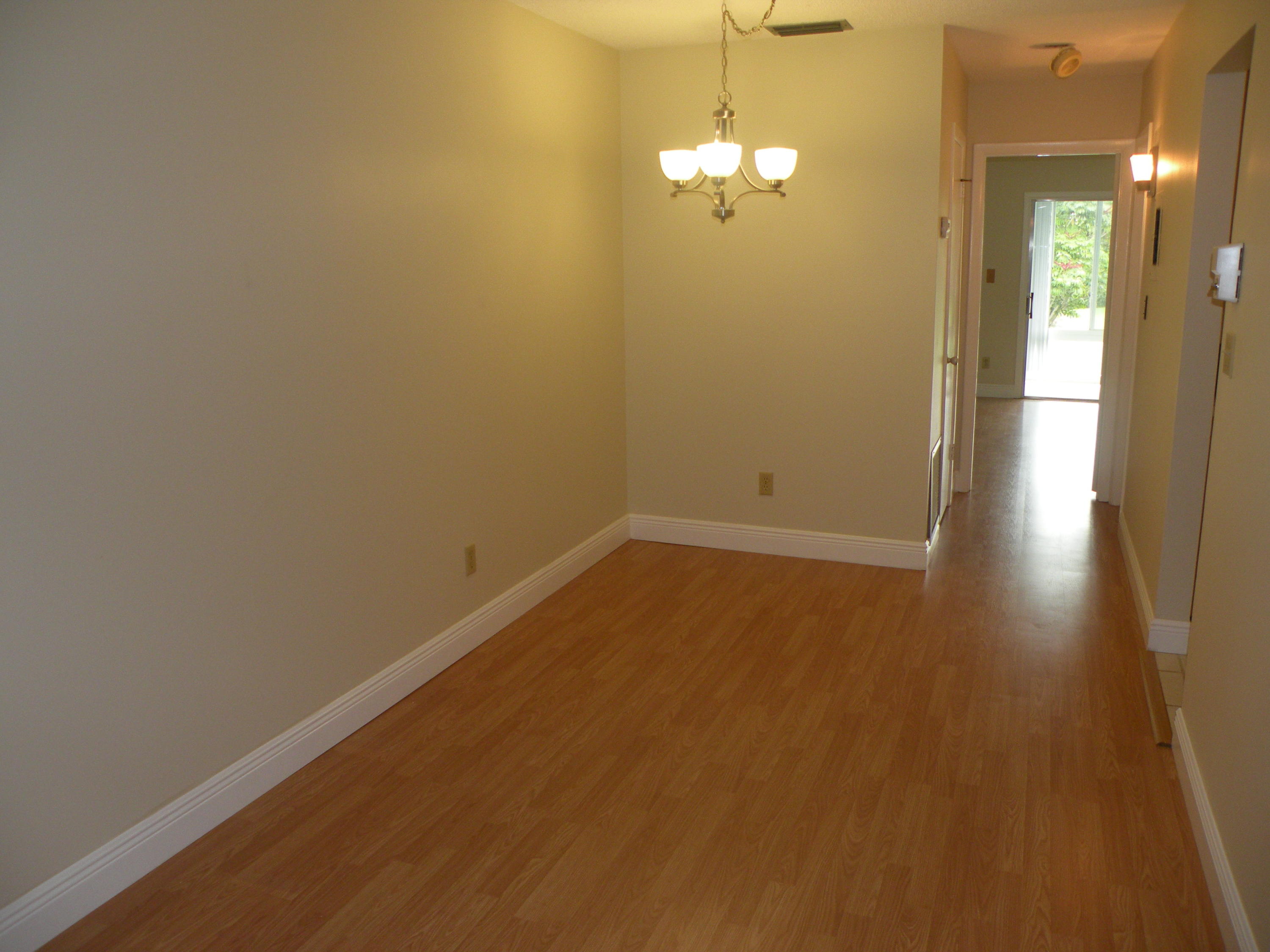 1225 Northwest 21st Street, Unit 211 Stuart, FL 34994 - Photo 8 of 14 DINING