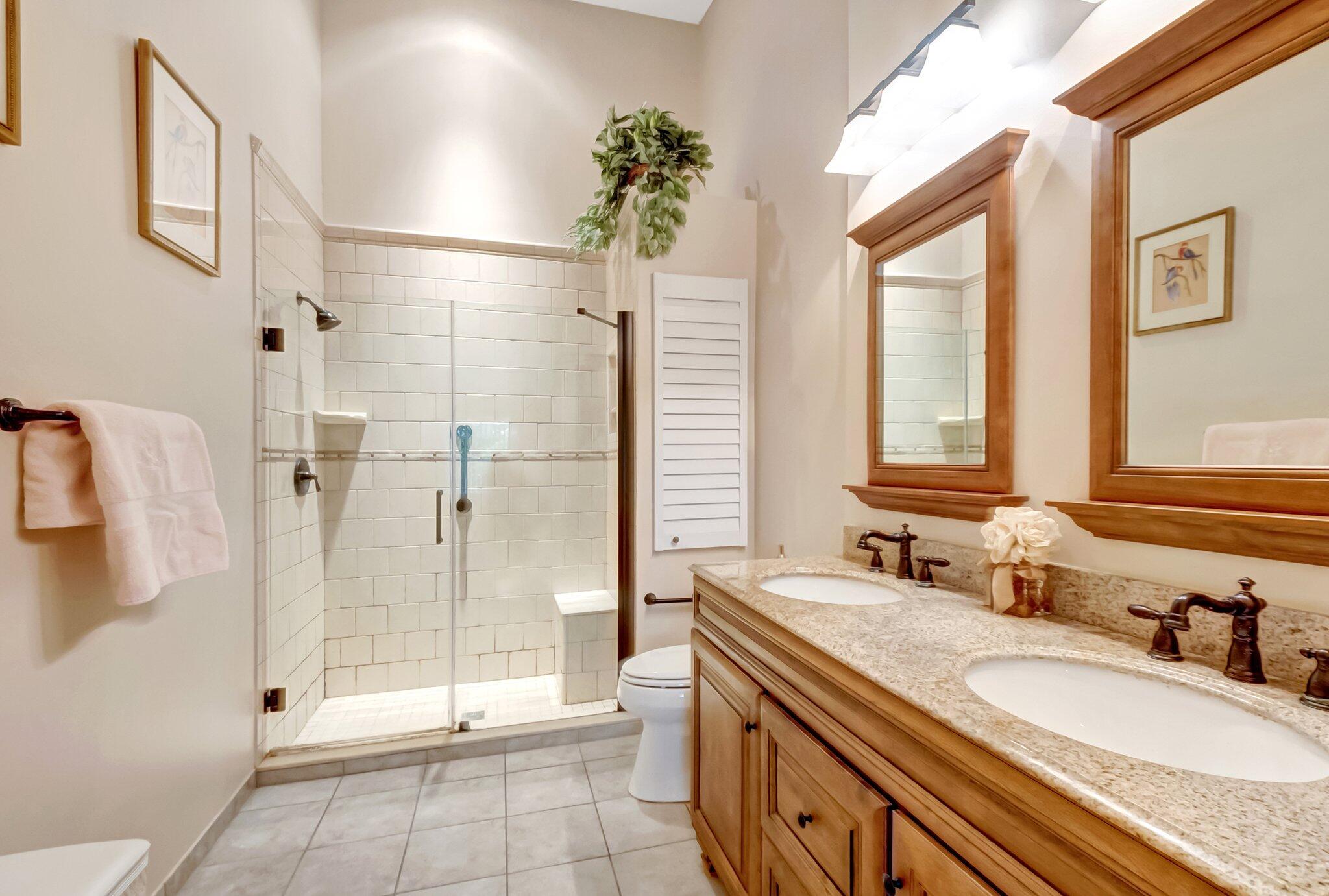 8398 Logia Circle Boynton Beach, FL 33472 - Photo 23 of 70 25-web-or-mls-DSC_7064