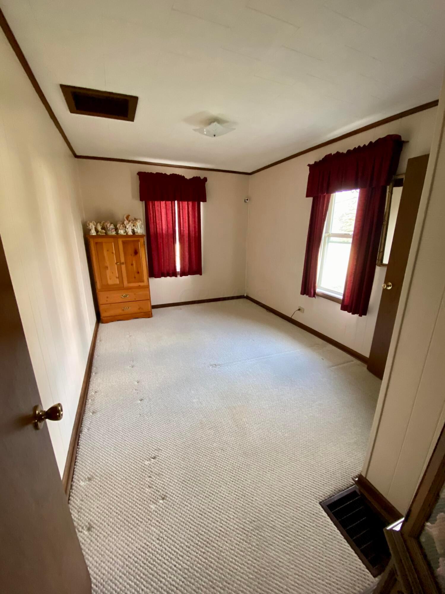 4461 Haughn Road Grove City, OH 43123 - Photo 14 of 15 45EC9B8C-FCB9-4072-823D-932D982F37C6
