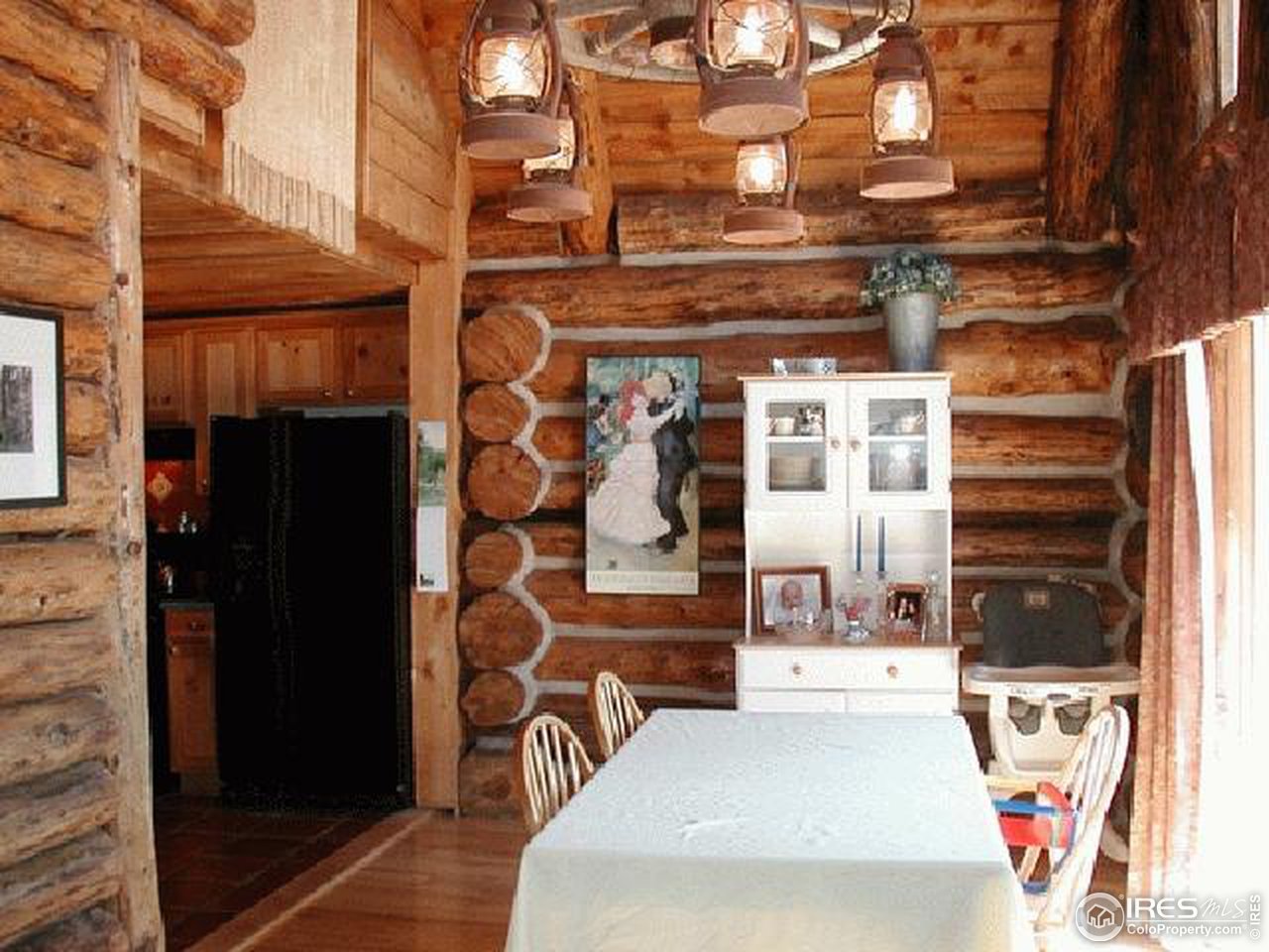 32027 Sylvan Road Golden, CO 80403 - Photo 8 of 12 Dining room