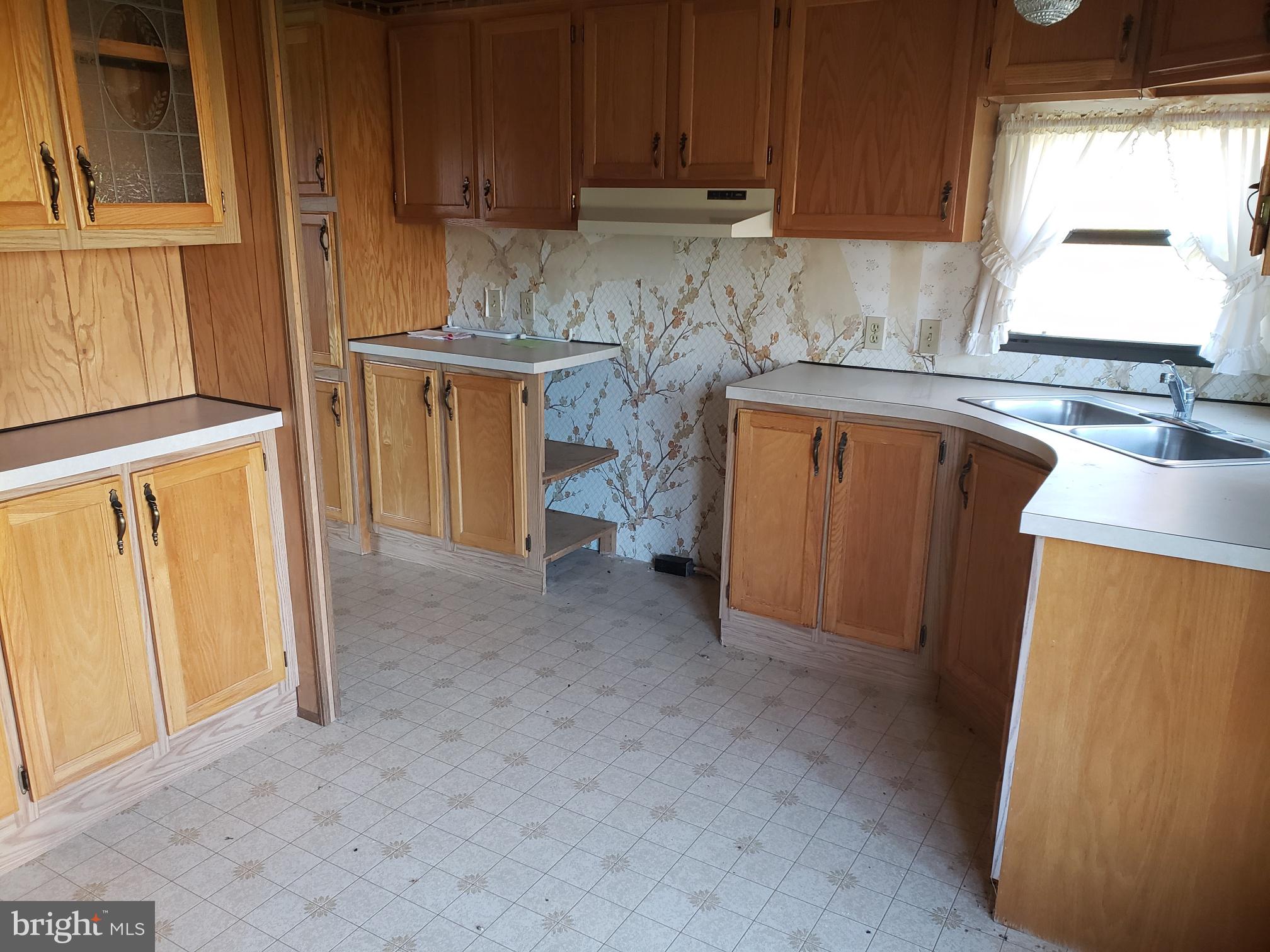 474 Hart Road Oxford, PA 19363 - Photo 5 of 14 Kitchen