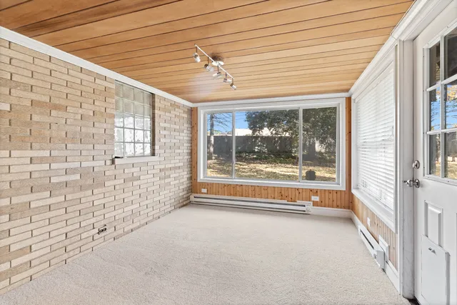 $439,000 | 615 Tiffany Drive, Waukegan, IL 60085