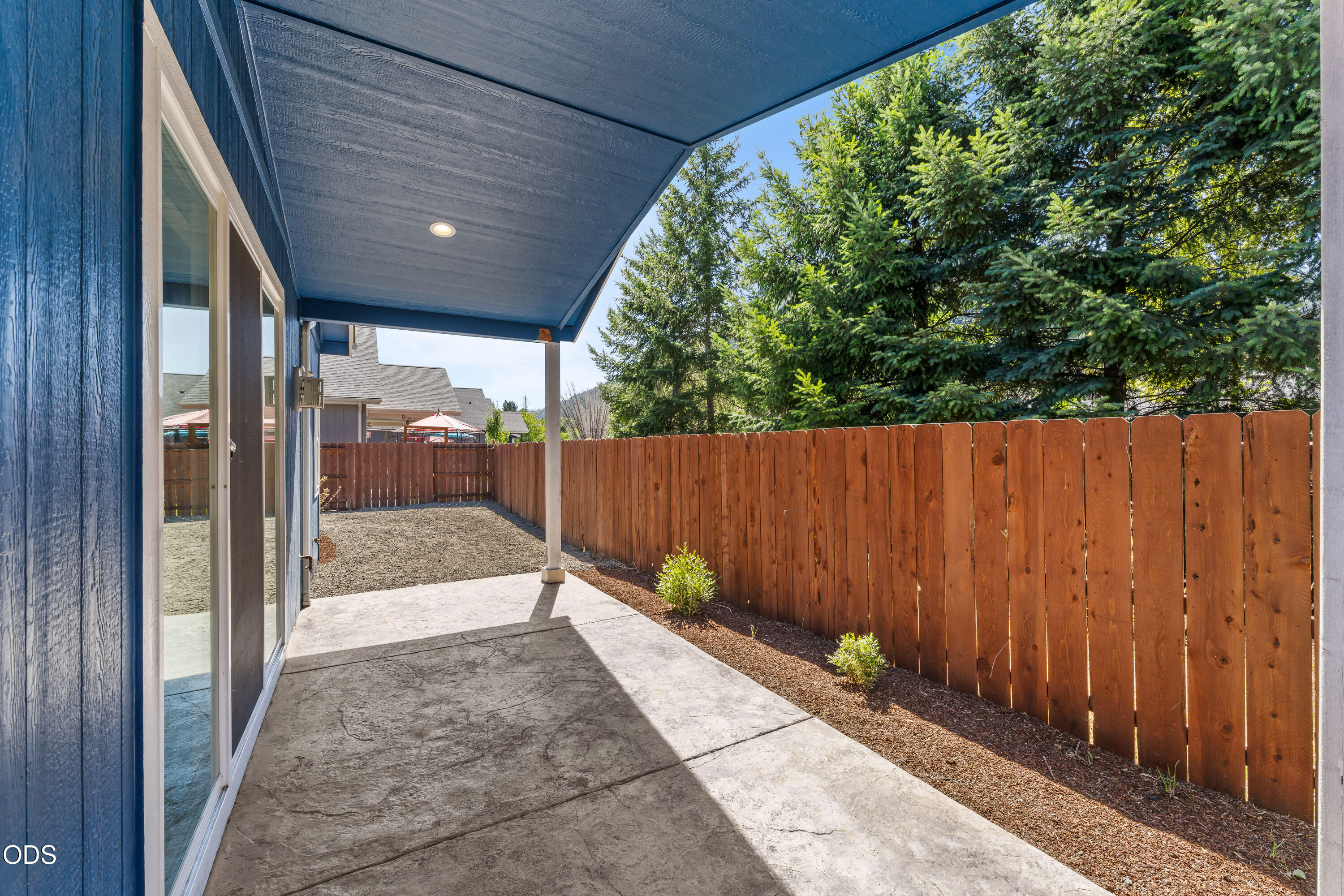 2113 Kayleigh Way Grants Pass, OR 97526 - Photo 24 of 32
