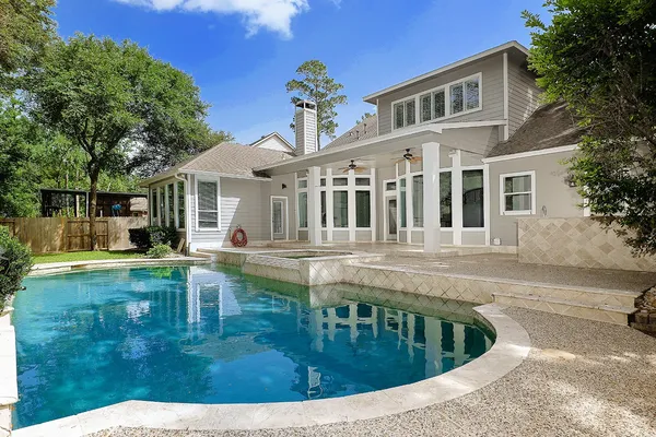$6,500 | 122 West Lansdowne Circle, The Woodlands, TX 77382