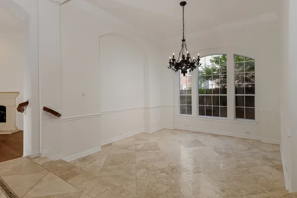 $6,500 | 122 West Lansdowne Circle, The Woodlands, TX 77382