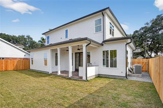 $999,500 | 270 Garden Road, River Ridge, LA 70123