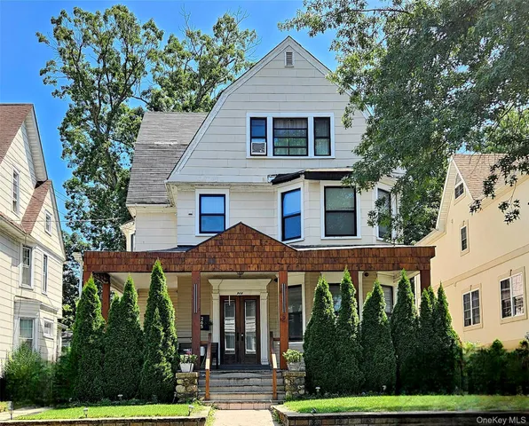 $1,200,000 | 265 Summit Avenue, Fleetwood, NY 10552