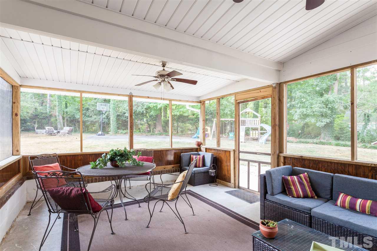 6609 King Lawrence Road Raleigh, NC 27607 - Photo 21 of 25 a living room with furniture and a window