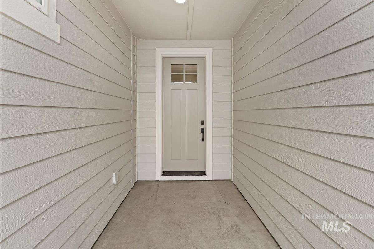 1128 Velvet Loop Wilder, ID 83676 - Photo 3 of 34