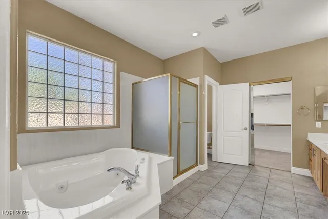 $2,424 | 10672 Blue Nile Court, Las Vegas, NV 89144