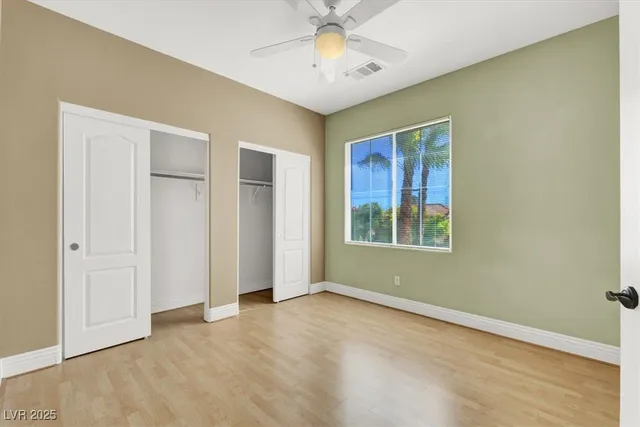 $2,424 | 10672 Blue Nile Court, Las Vegas, NV 89144