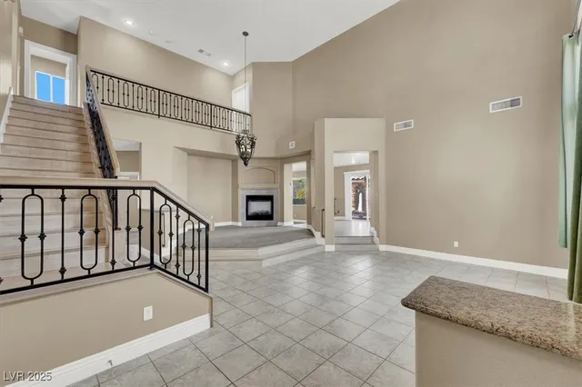 $2,424 | 10672 Blue Nile Court, Las Vegas, NV 89144