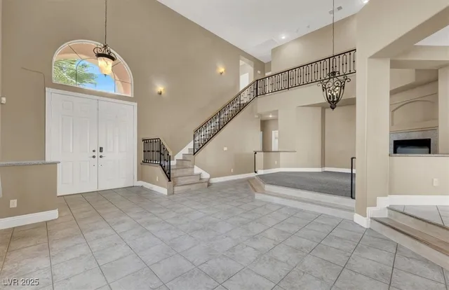 $2,424 | 10672 Blue Nile Court, Las Vegas, NV 89144