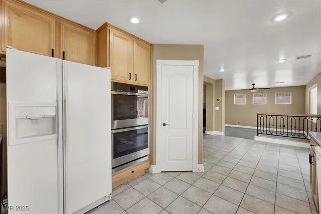 $2,424 | 10672 Blue Nile Court, Las Vegas, NV 89144