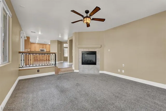 $2,424 | 10672 Blue Nile Court, Las Vegas, NV 89144